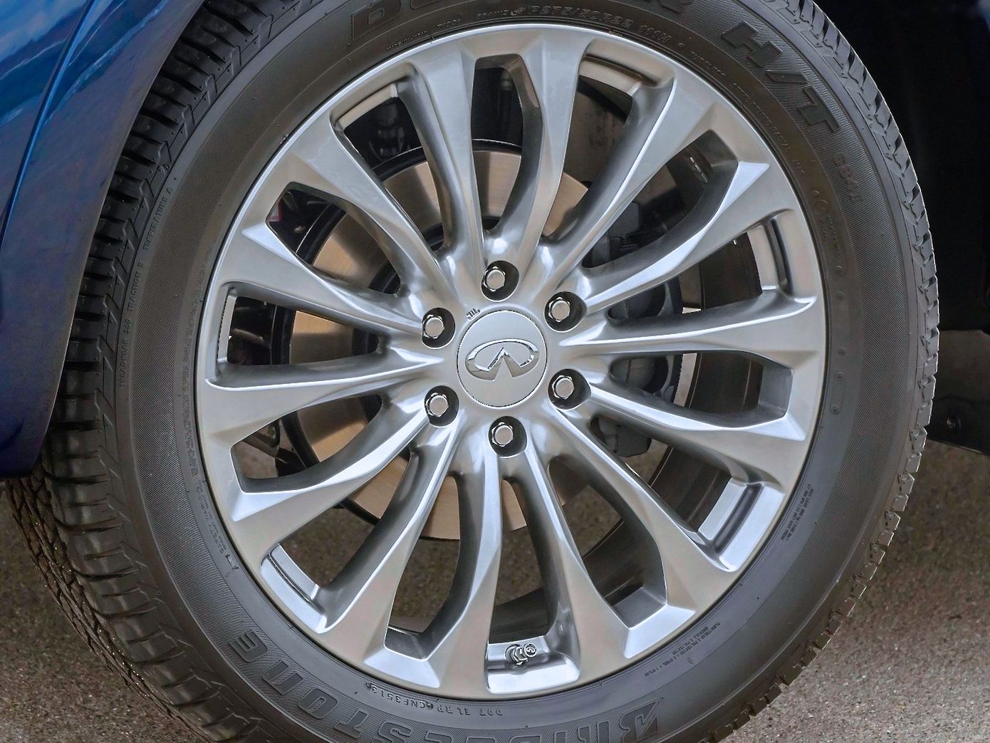 New 2016 Genuine OEM Factory Infiniti QX80 HyperSilver 22 inch WHEELS